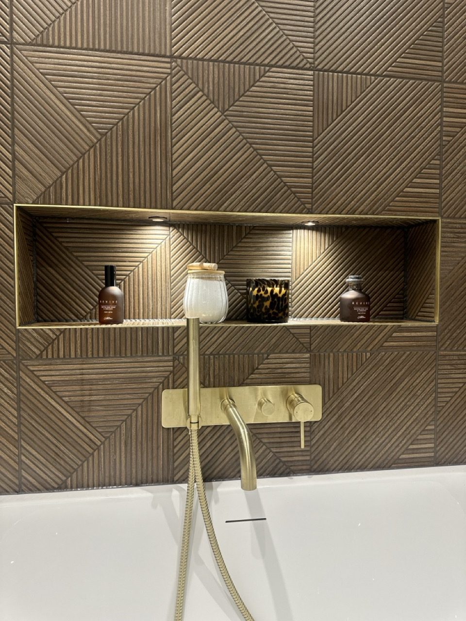 Geometric wood & brass — photo 1